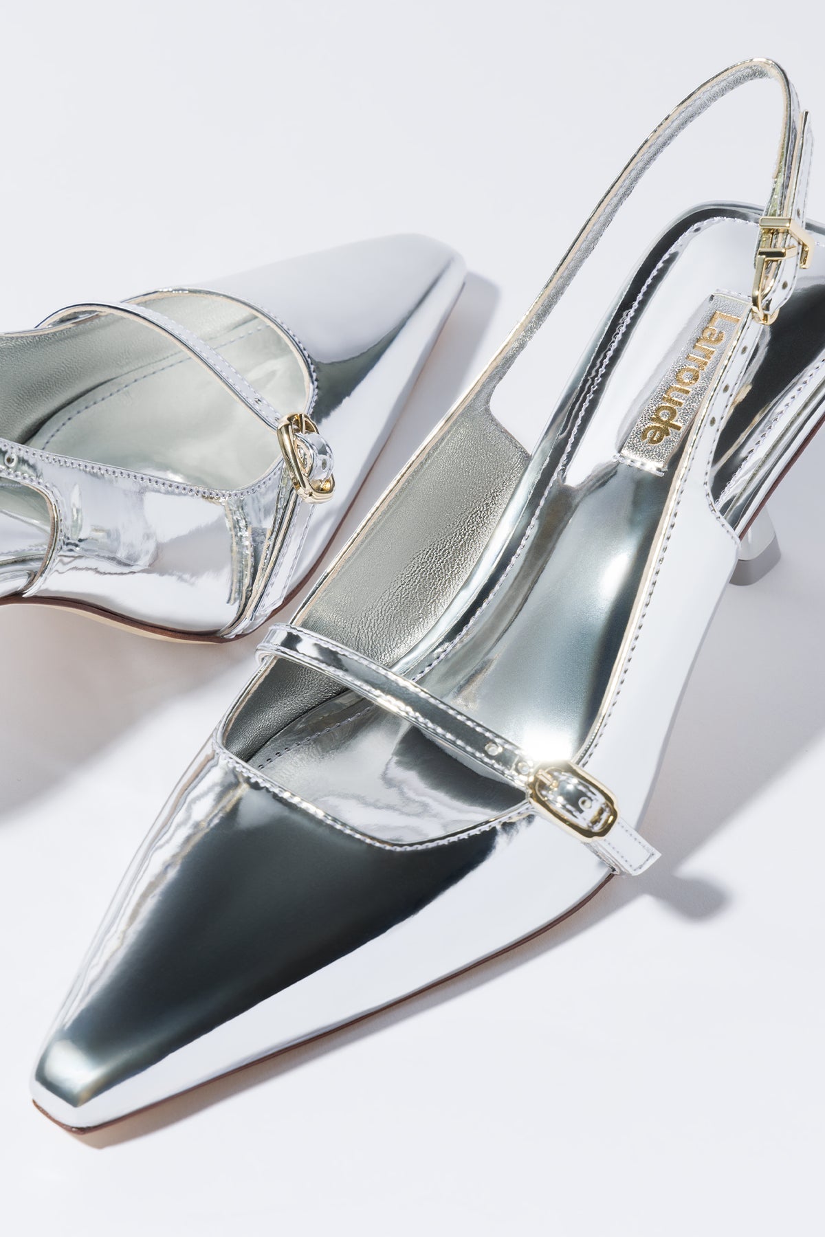 Ines Pump In Silver Specchio - Larroude