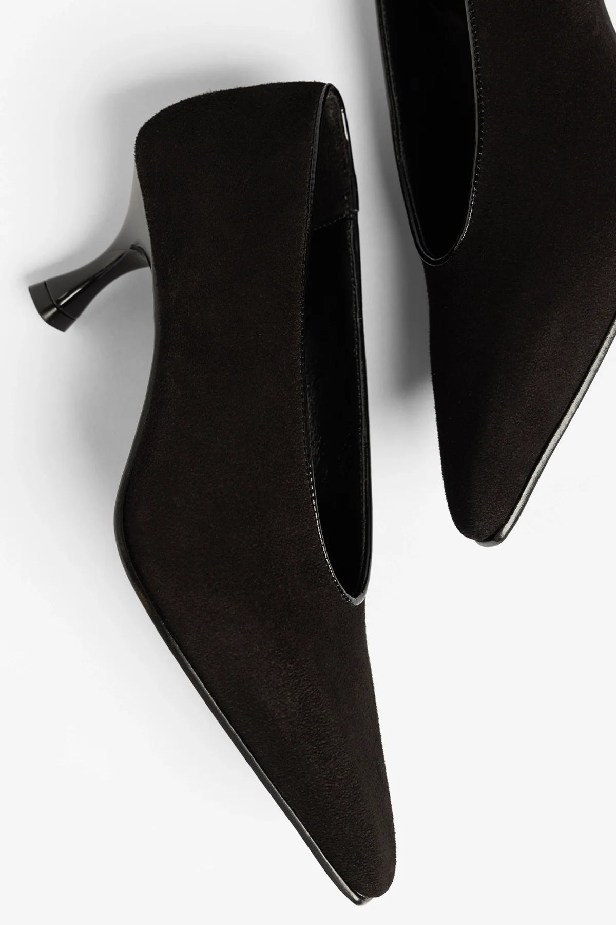 Cambon Pump Black Suede - Larroude