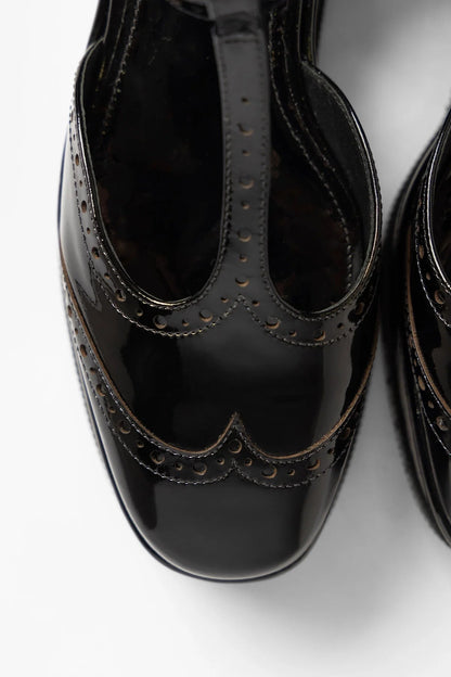Luna Flatform Sandal Black Patent Leather - Larroude