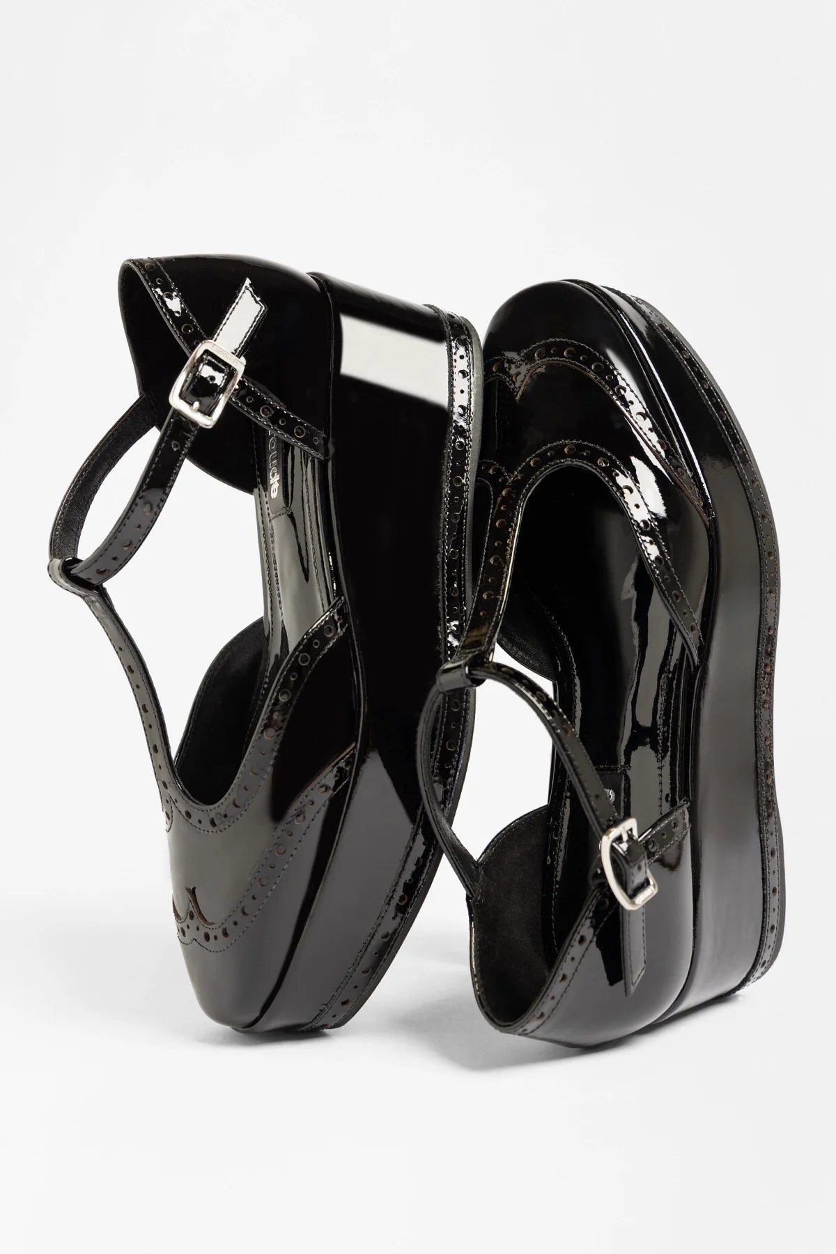 Luna Flatform Sandal Black Patent Leather - Larroude
