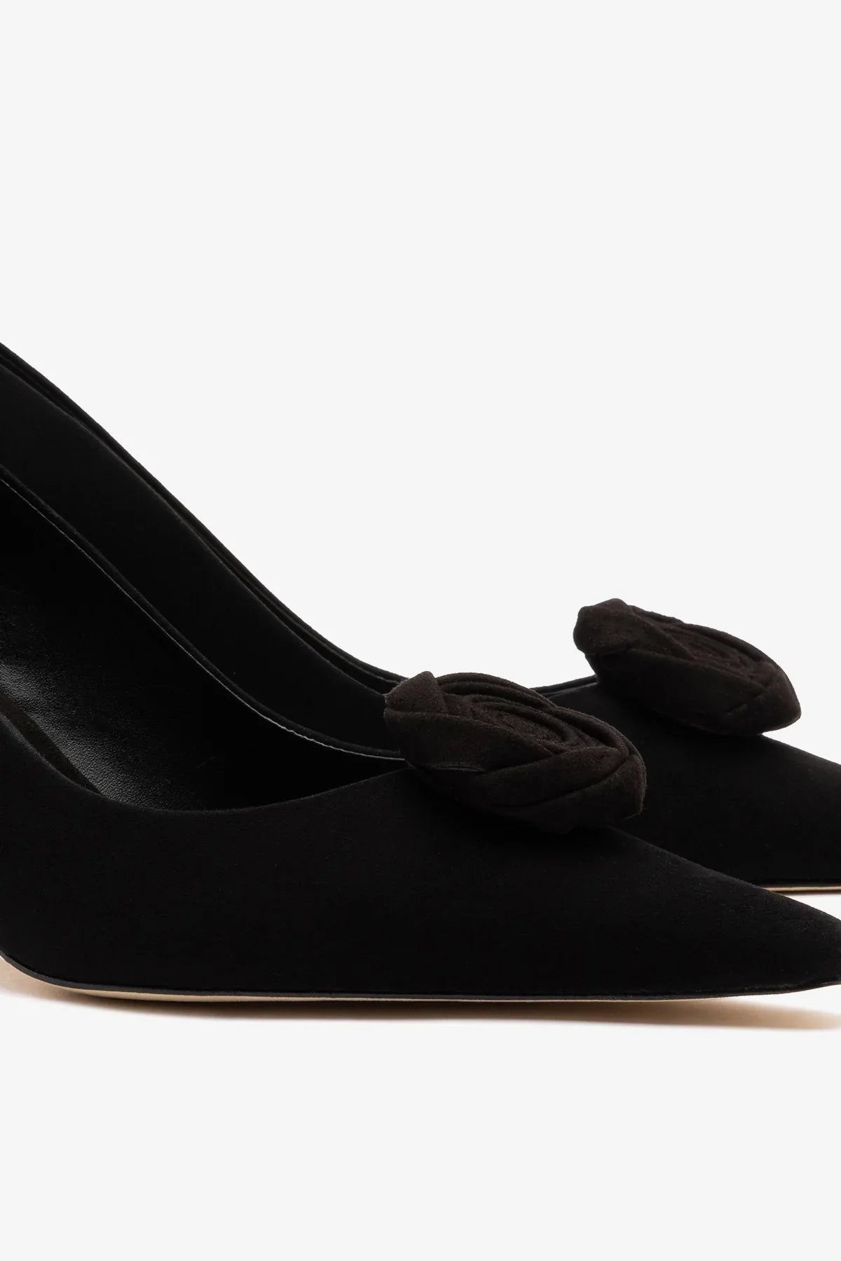 Carine Low Pump Black Leather - Larroude