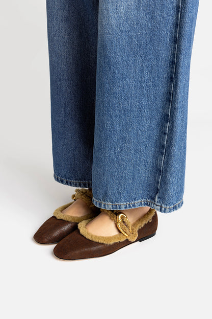 Verona Ballet Flat In Cocoa Leather And Natural Shearling - Larroude