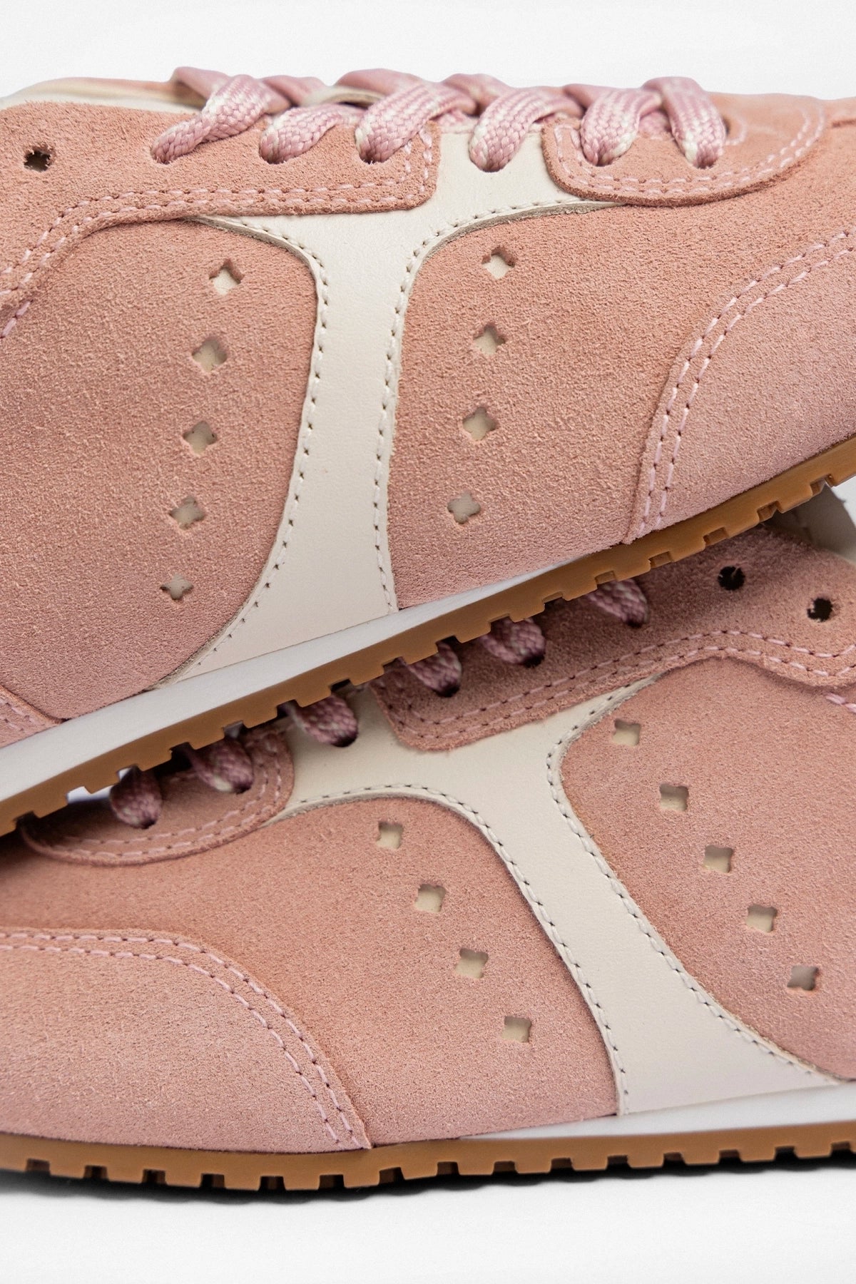 Stella Sneaker Tulip Suede - Larroude