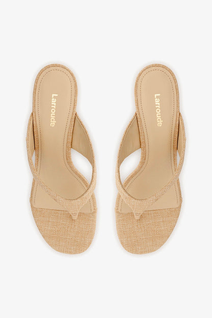 Gaia Low Wedge In Beige Raffia - Larroude