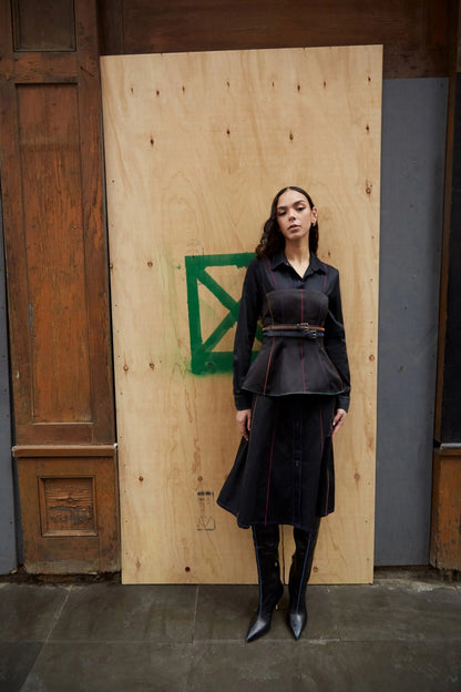 Elena Buttondown Dress In Black Percale - Larroude