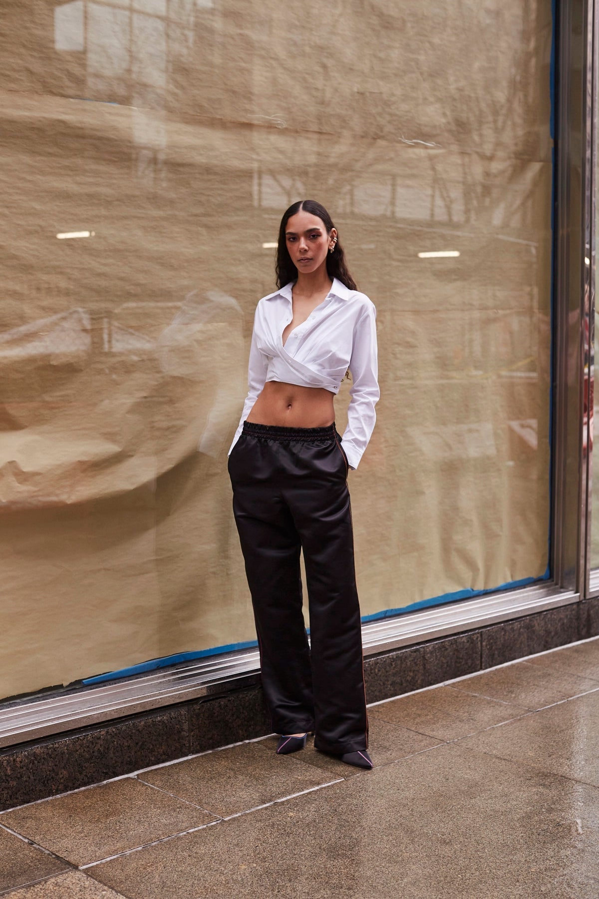 Rose Wrap Top In White Cotton - Larroude