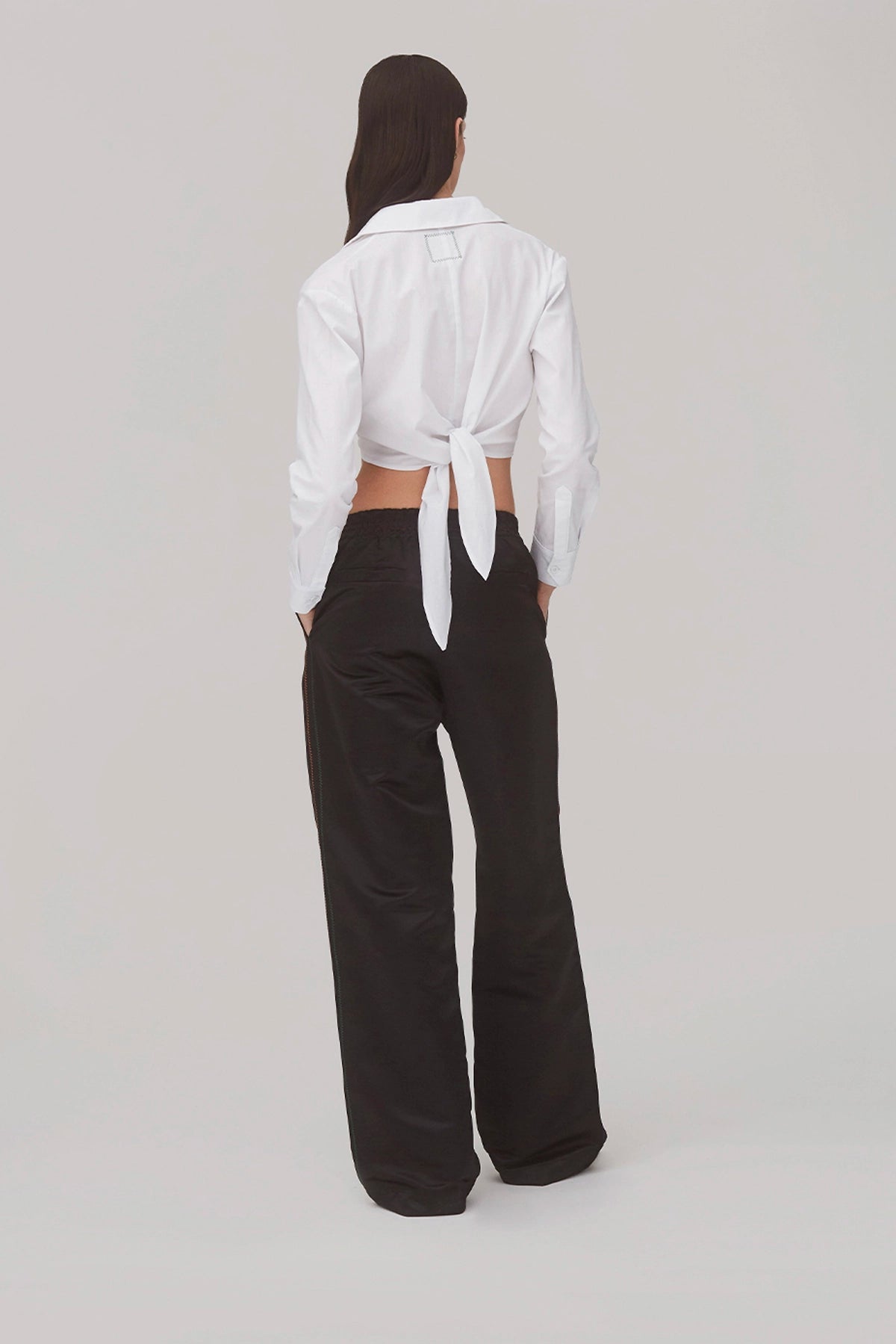 Rose Wrap Top In White Cotton - Larroude