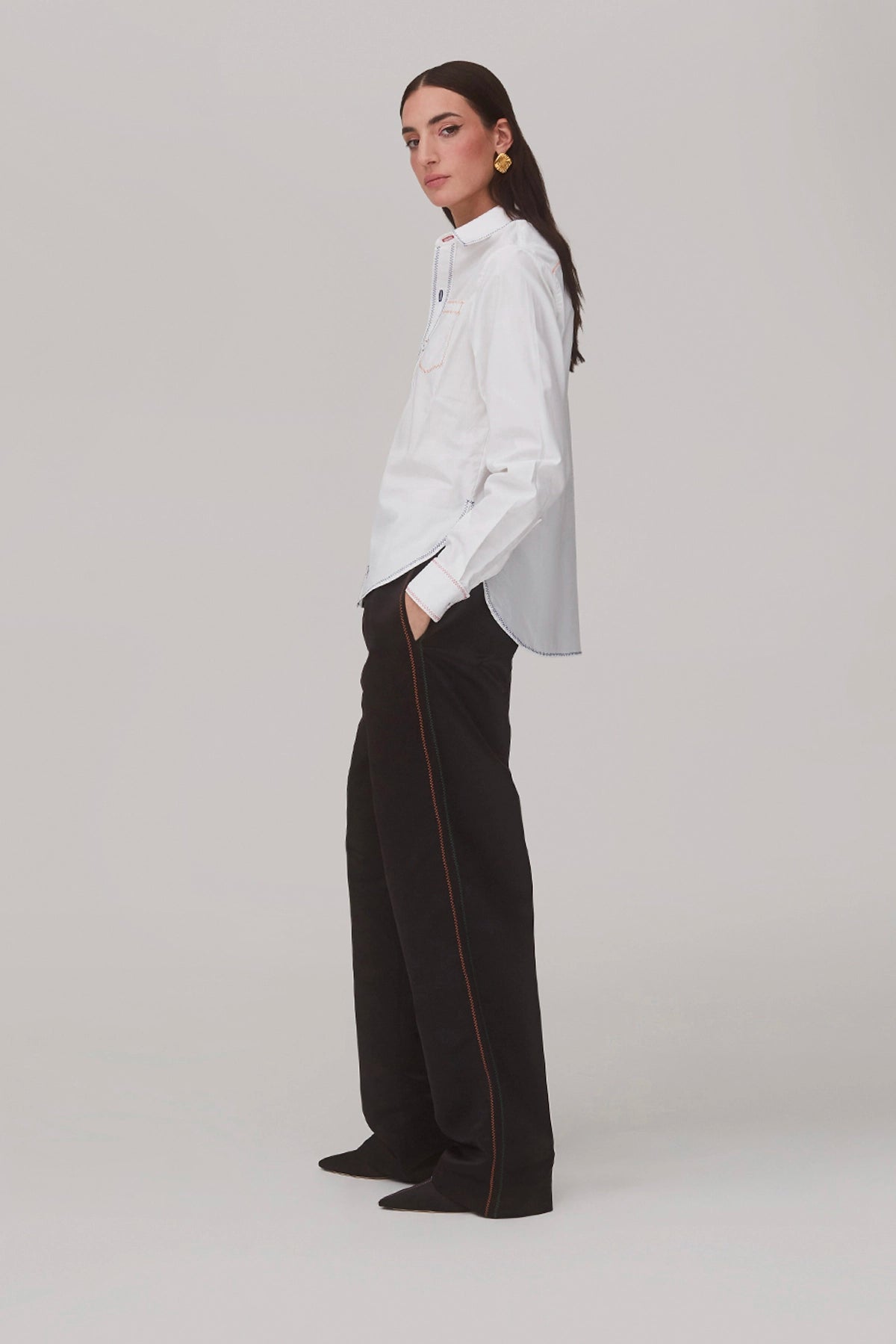 Layla Buttondown Shirt In White Percale - Larroude