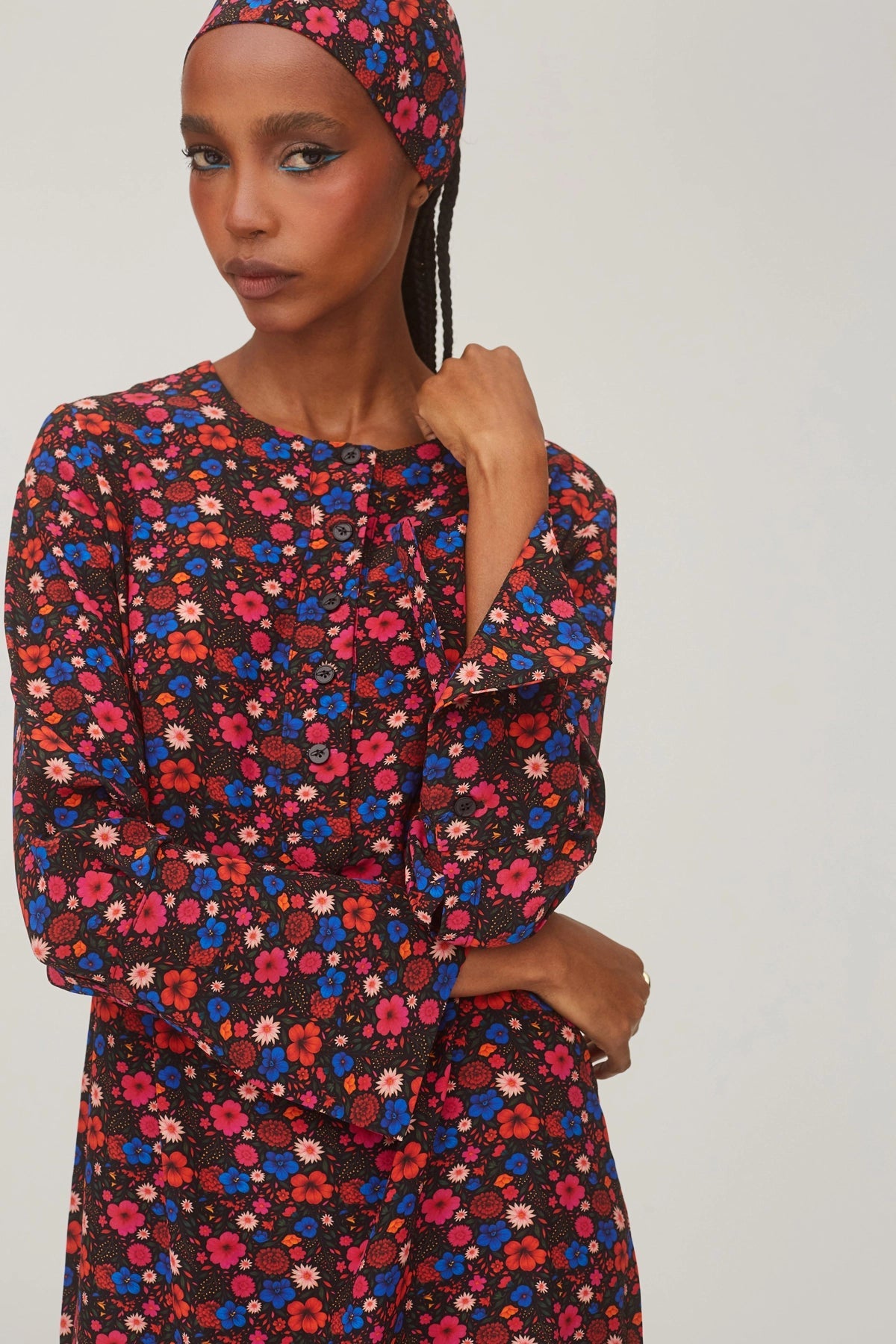Dede Tunic Dress In Black Floral Silk - Larroude