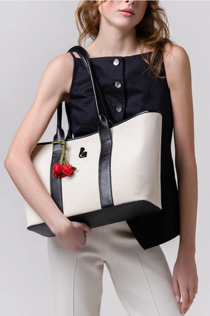City Tote Bag Natural Canvas and Black Leather - Larroude
