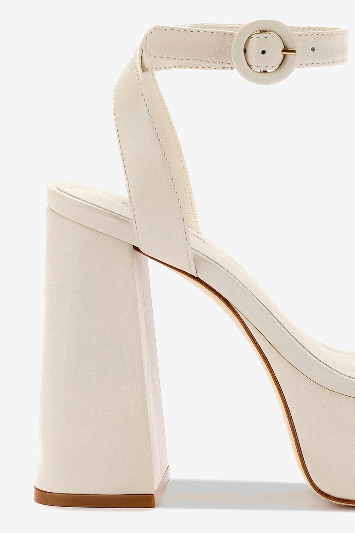 Dolly Sandal In Ivory Leather - Larroude