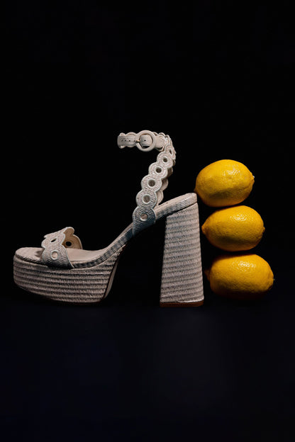 Dolly Broderie Sandal In Natural Raffia - Larroude