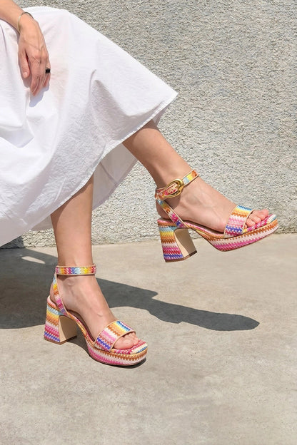 Dolly Verona Low Sandal In Rainbow Raffia and Beige Leather - Larroude