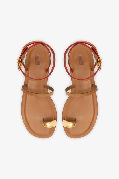 Biarritz Flat Sandal In Light Caramel Leather - Larroude