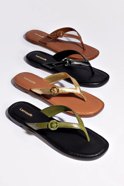 Mary Kate Flat Sandal In Black Leather - Larroude
