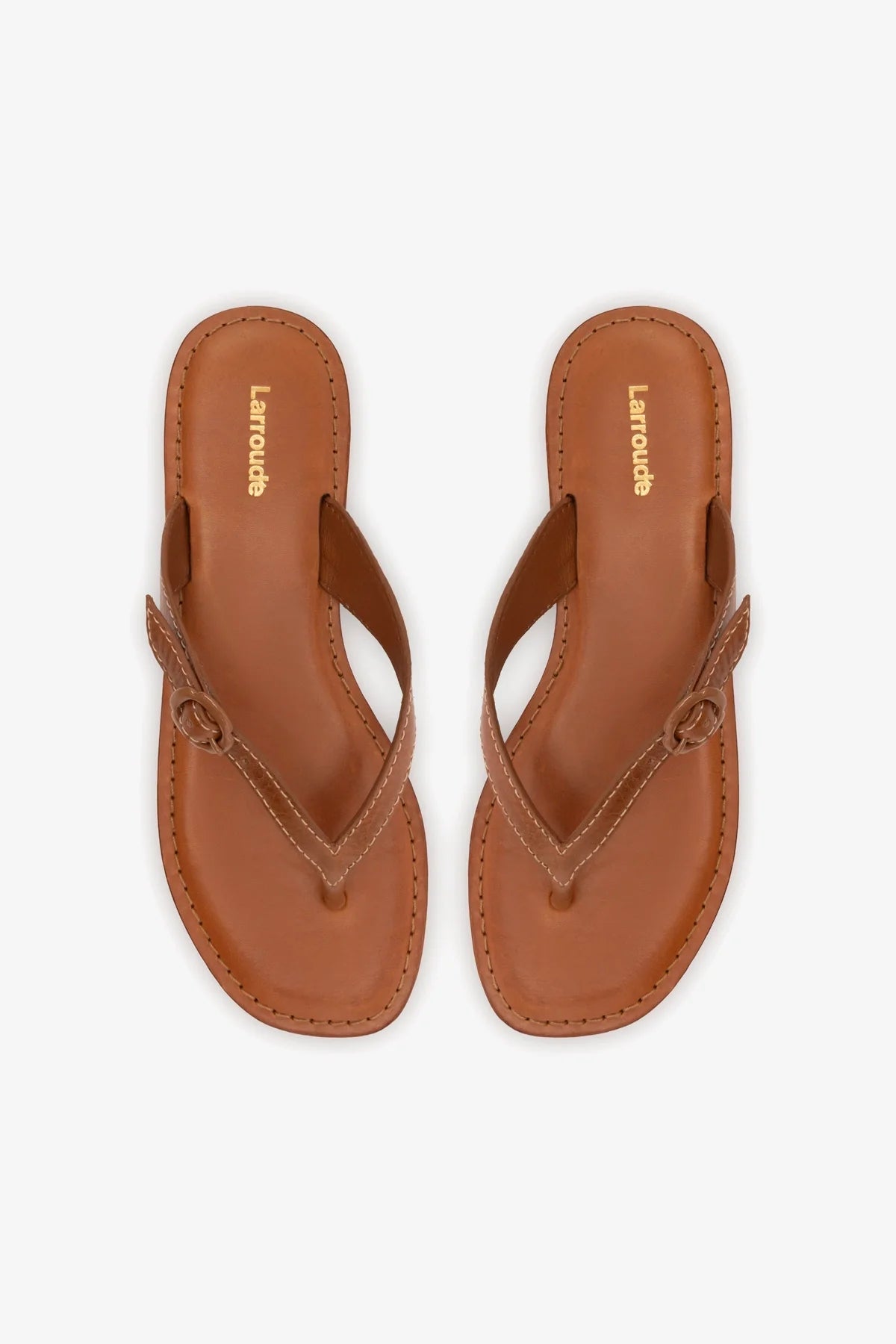 Mary Kate Flat Sandal In Caramel Leather - Larroude