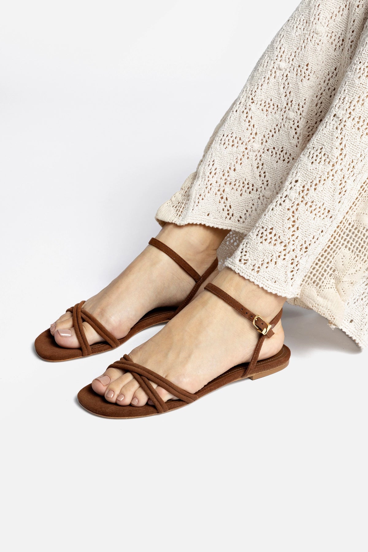 Annie Ankle Strap Sandal In Burnt Umber Leather - Larroude