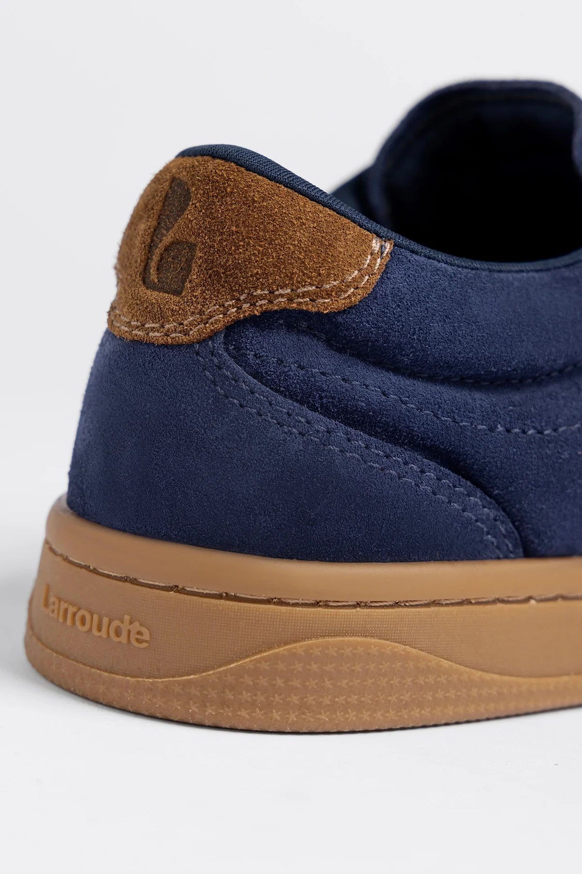 George Sneaker Navy Suede - Larroude