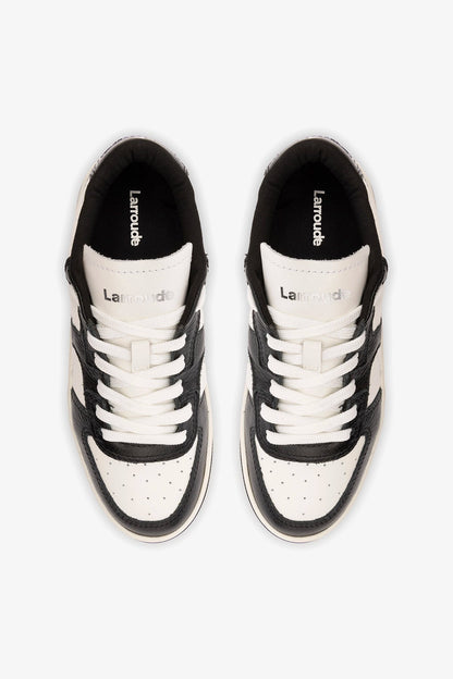 George Sneaker In Black and White Leather - Larroude