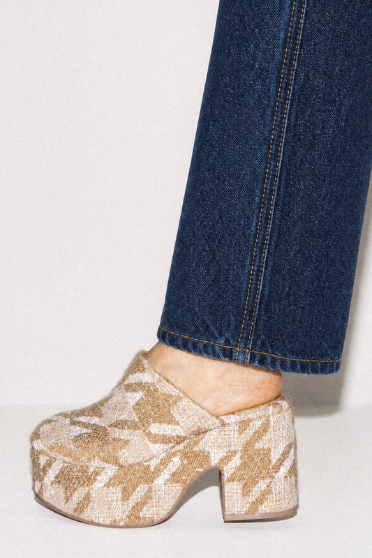 Miso Platform Clog Latte Fabric - Larroude