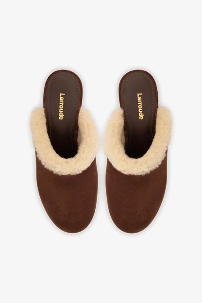 Miso Wooden Platform Clog In Brown Suede And Natural Shearling - Larroude