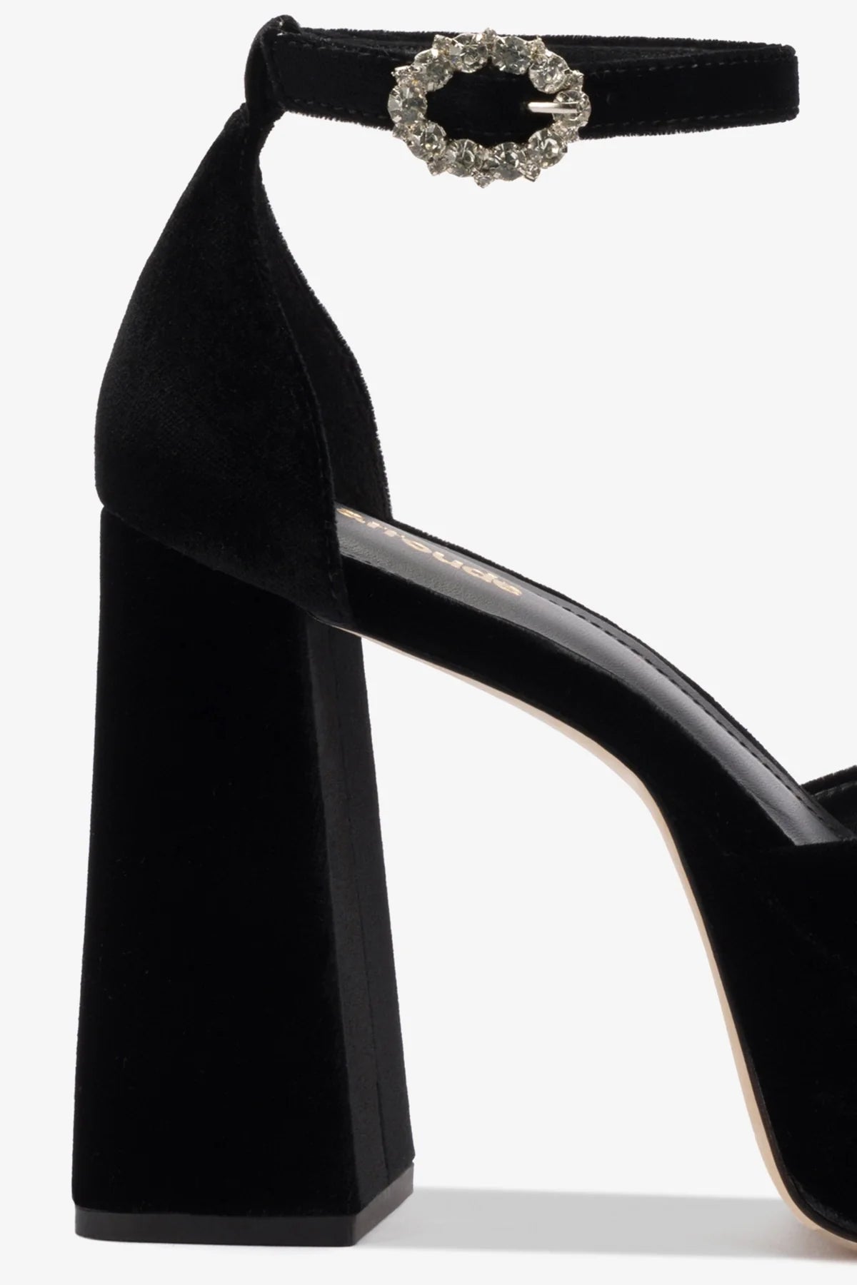 Ari Pump In Black Velvet - Larroude