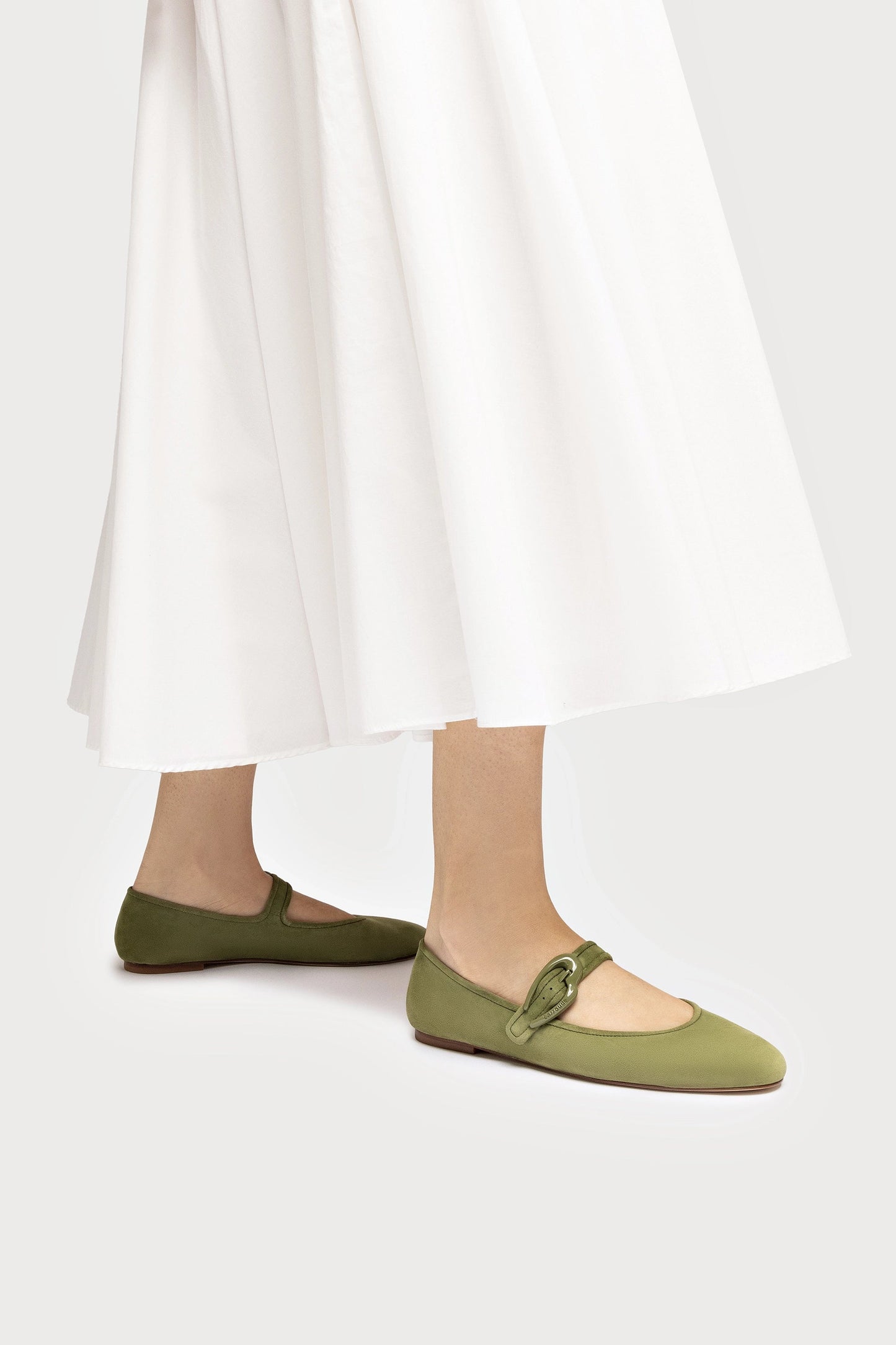 Verona Ballet Flat In Seaweed Suede - Larroude