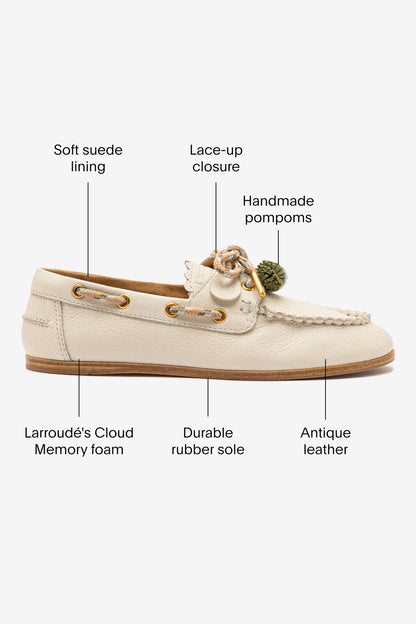 Cyprus Boat Shoe In Ivory Leather - Larroude