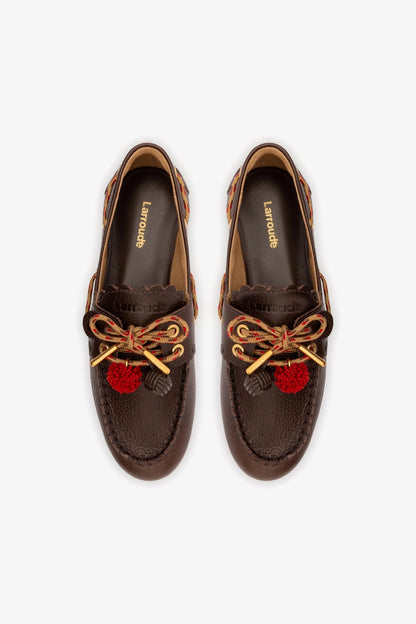 Cyprus Boat Shoe In Brown Leather - Larroude