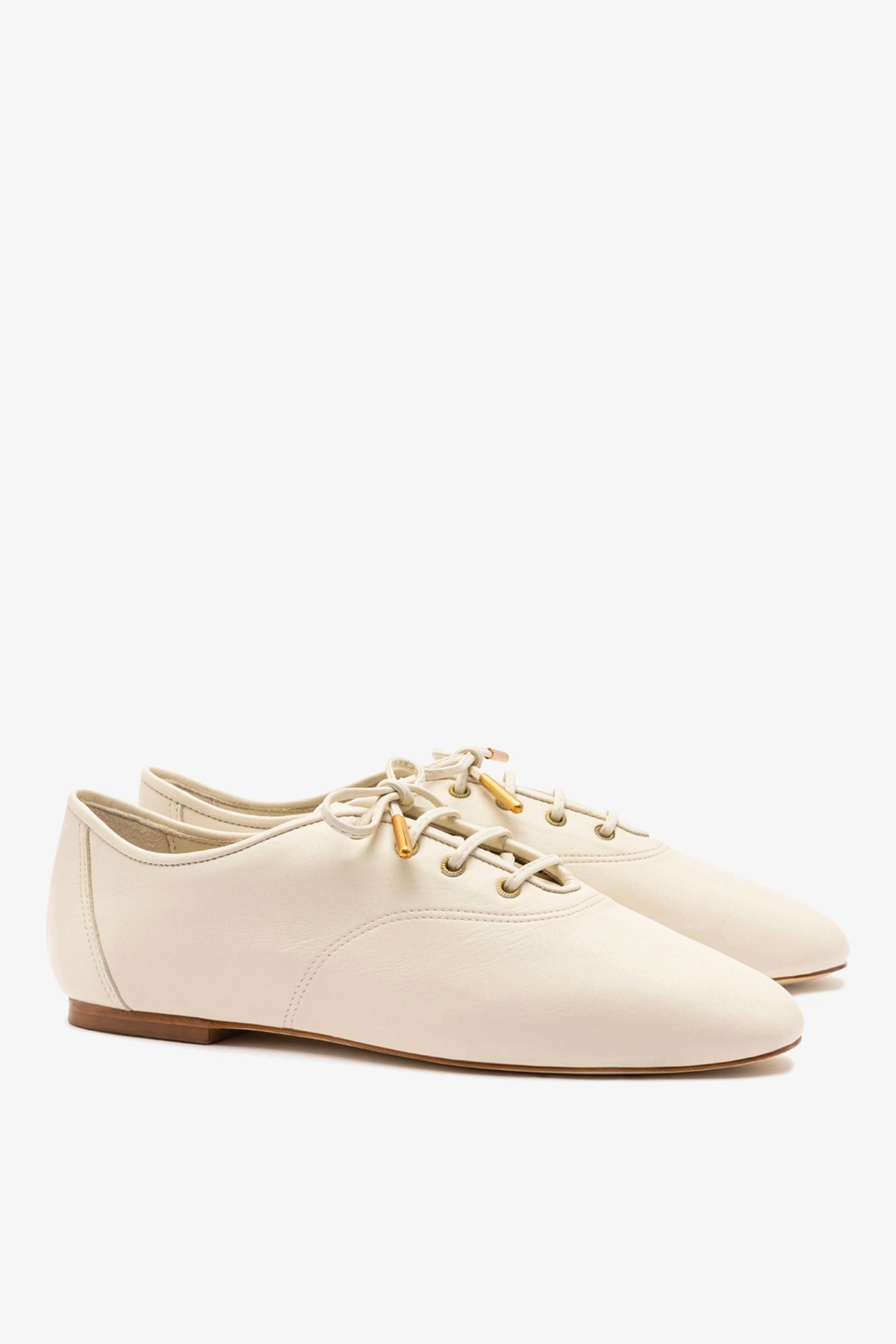 Liza Sneaker In Ivory Leather - Larroude