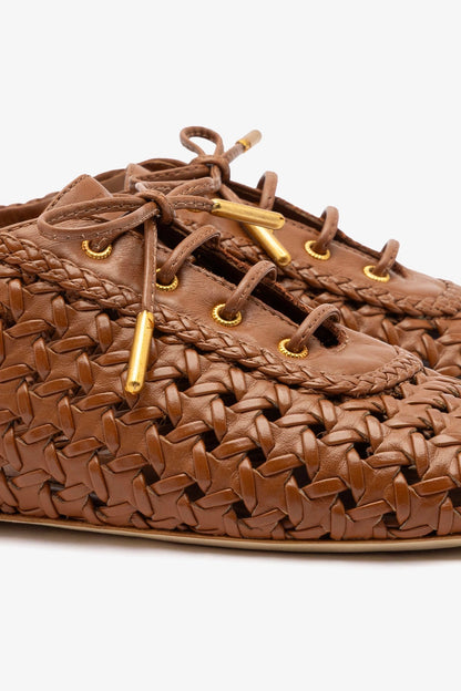 Liza Macrame Sneaker In Caramel Leather - Larroude