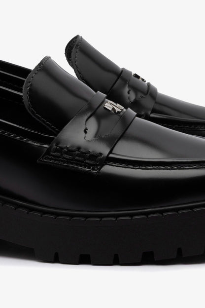 Suki Lugsole Loafer In Black Box Leather - Larroude