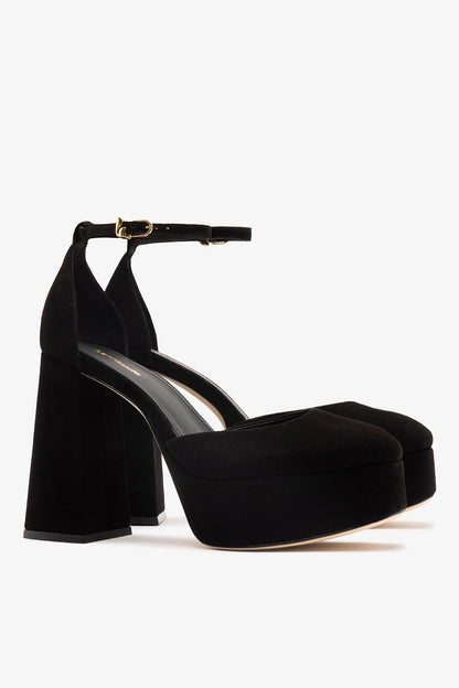 Ari Pump In Black Suede - Larroude