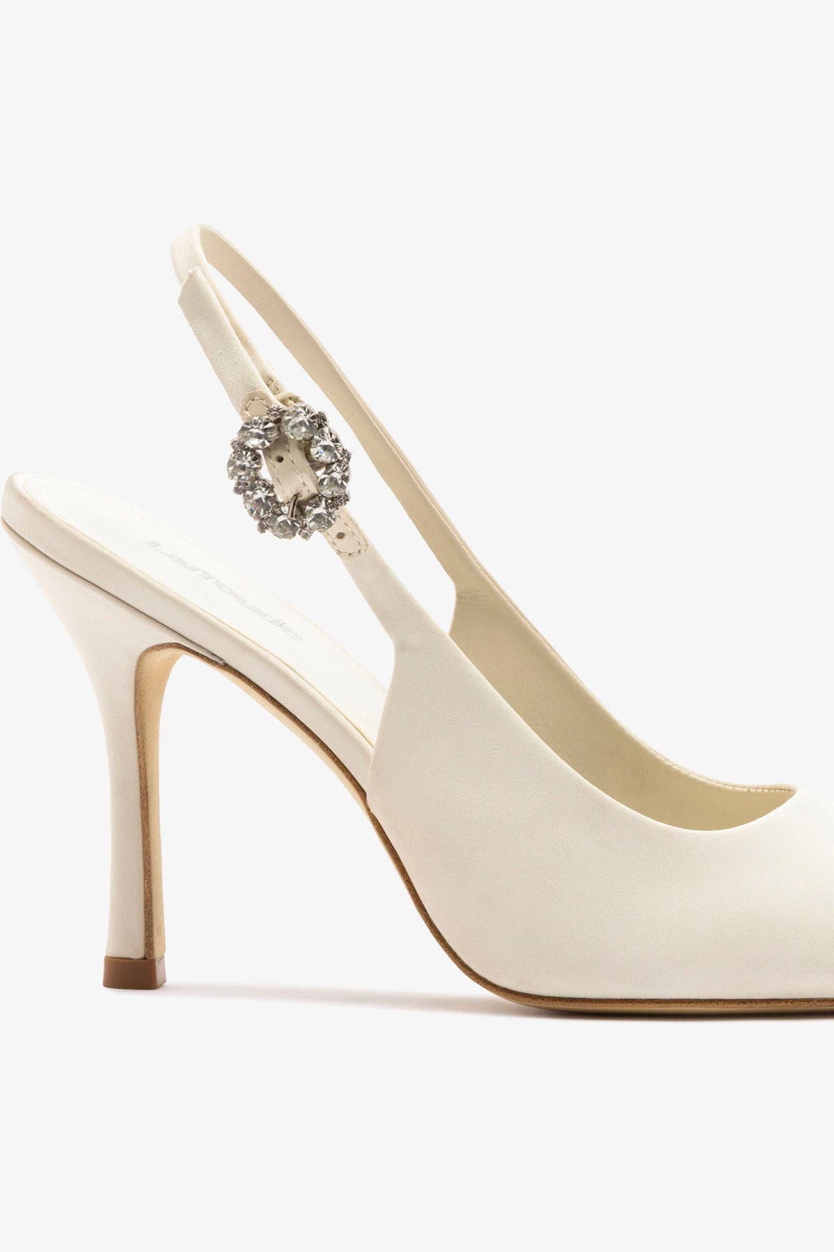 Carine Pump White Satin - Larroude