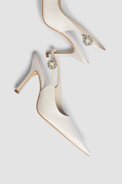 Carine Pump White Satin - Larroude