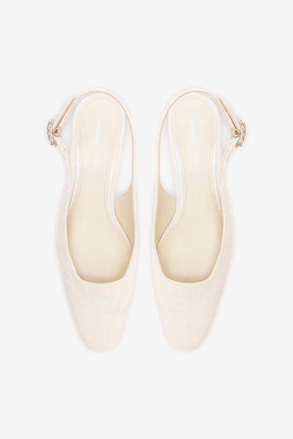 Larroudé x Markarian: Amal Pump White Lace - Larroude