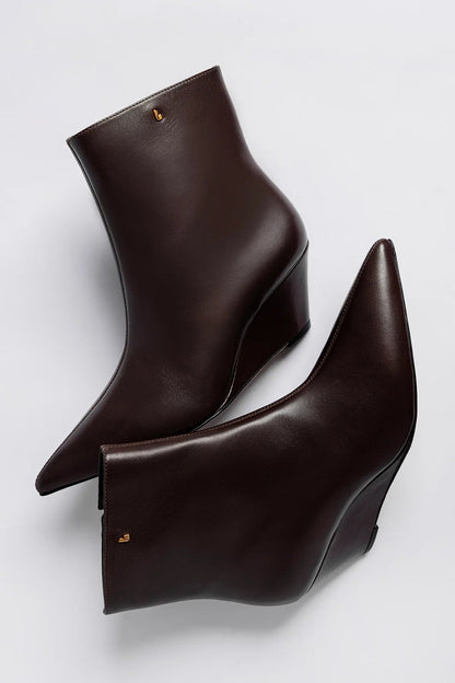 Loulou Boot Brown Leather - Larroude