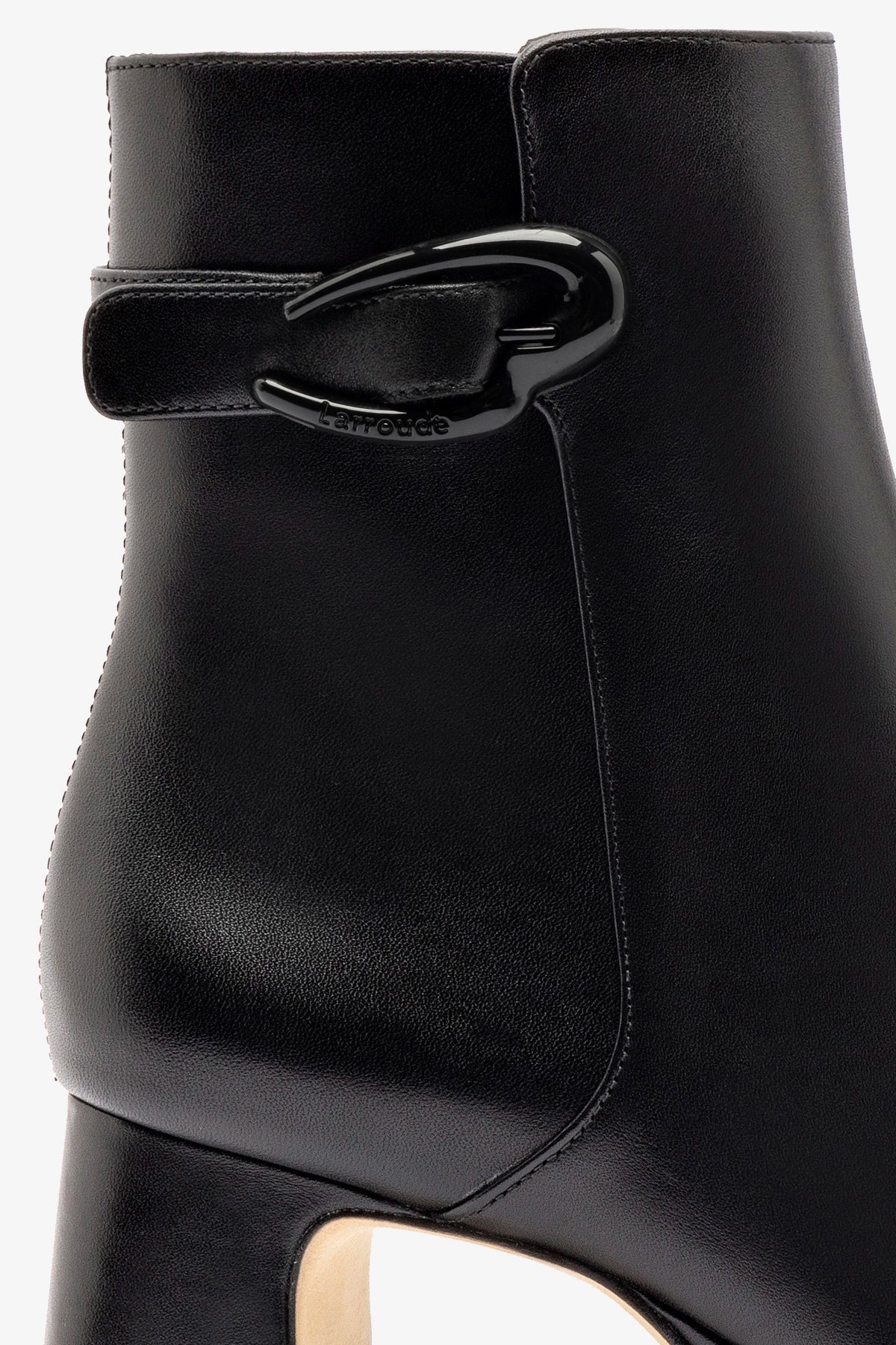 Dolly Verona Low Boot In Black Leather - Larroude