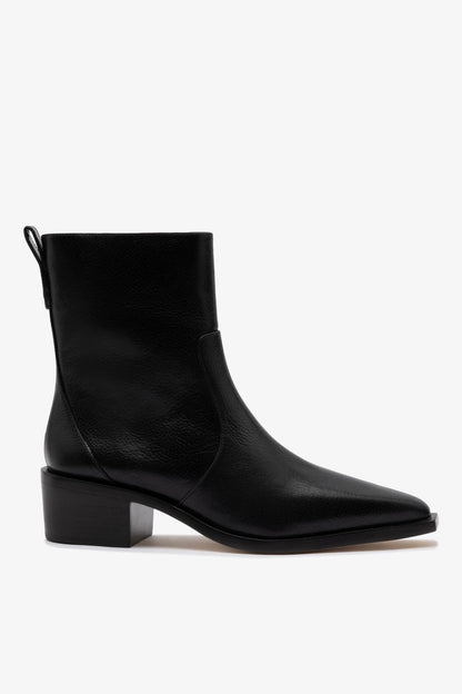 Florencia Low Boot In Black Leather - Larroude