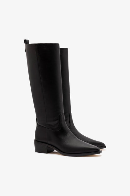 Florencia Boot In Black Leather - Larroude