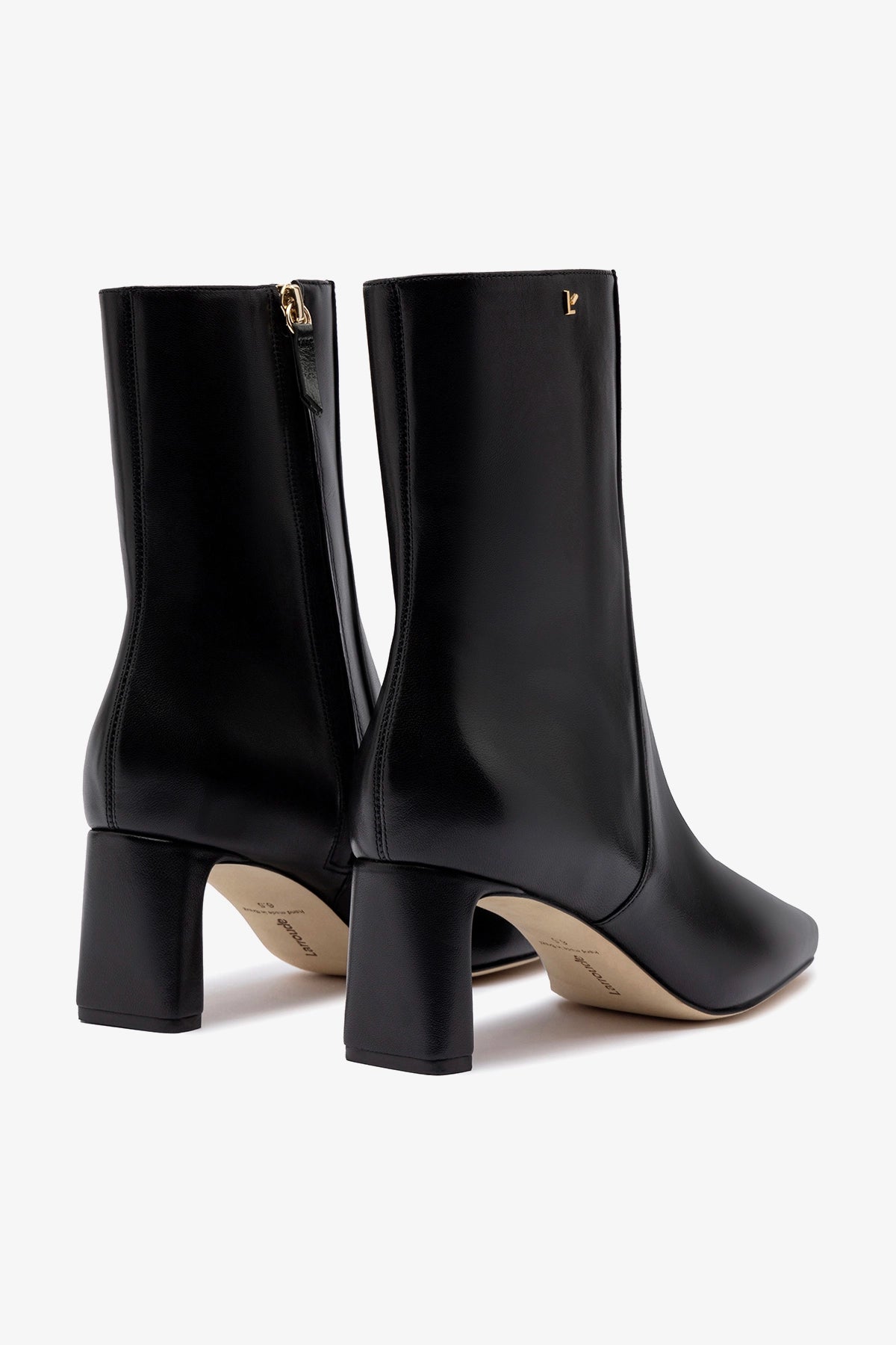 Alexis Bootie In Black Leather - Larroude