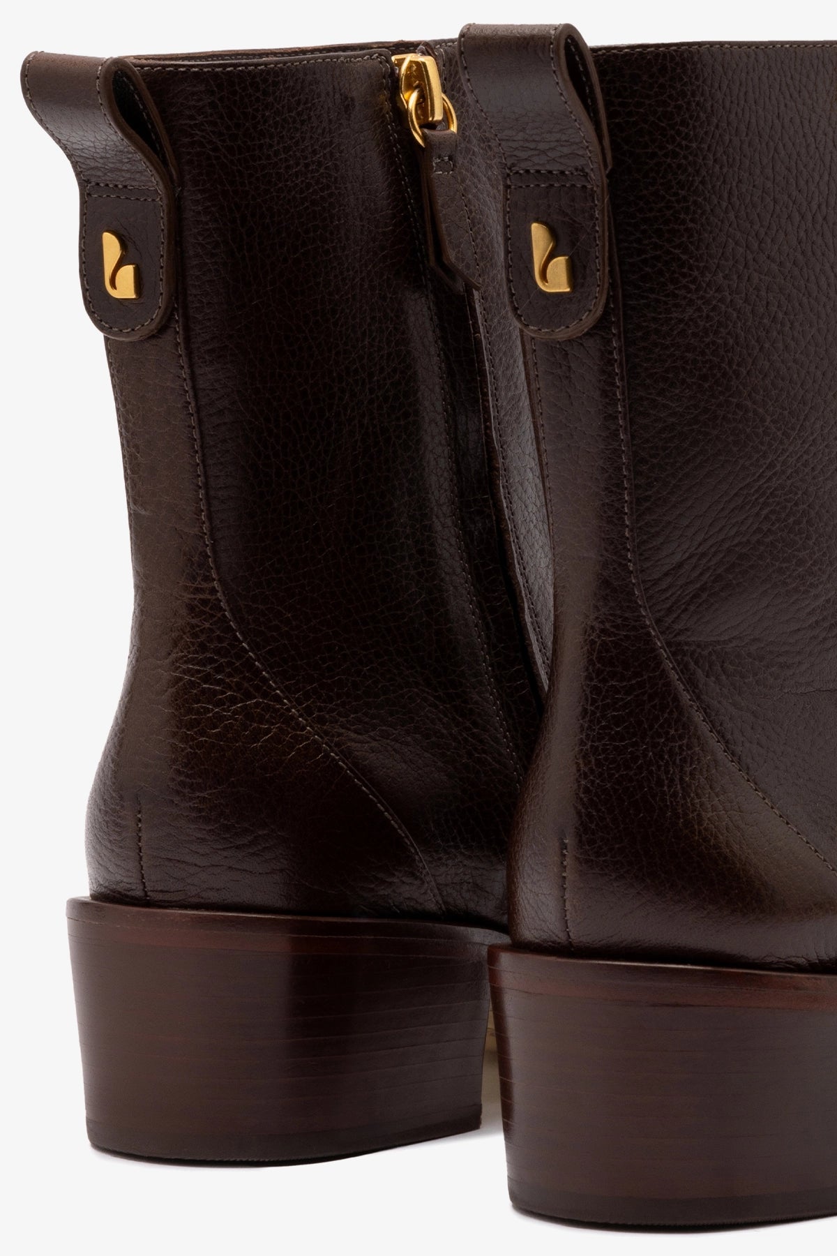 Florencia Low Boot In Brown Leather - Larroude