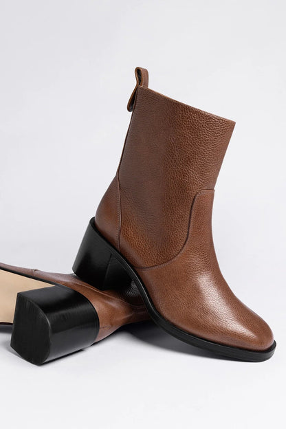 Mini Ricky Boot Burnt Umber Leather - Larroude