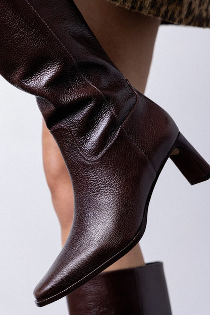 Alexis Boot Brown Leather - Larroude