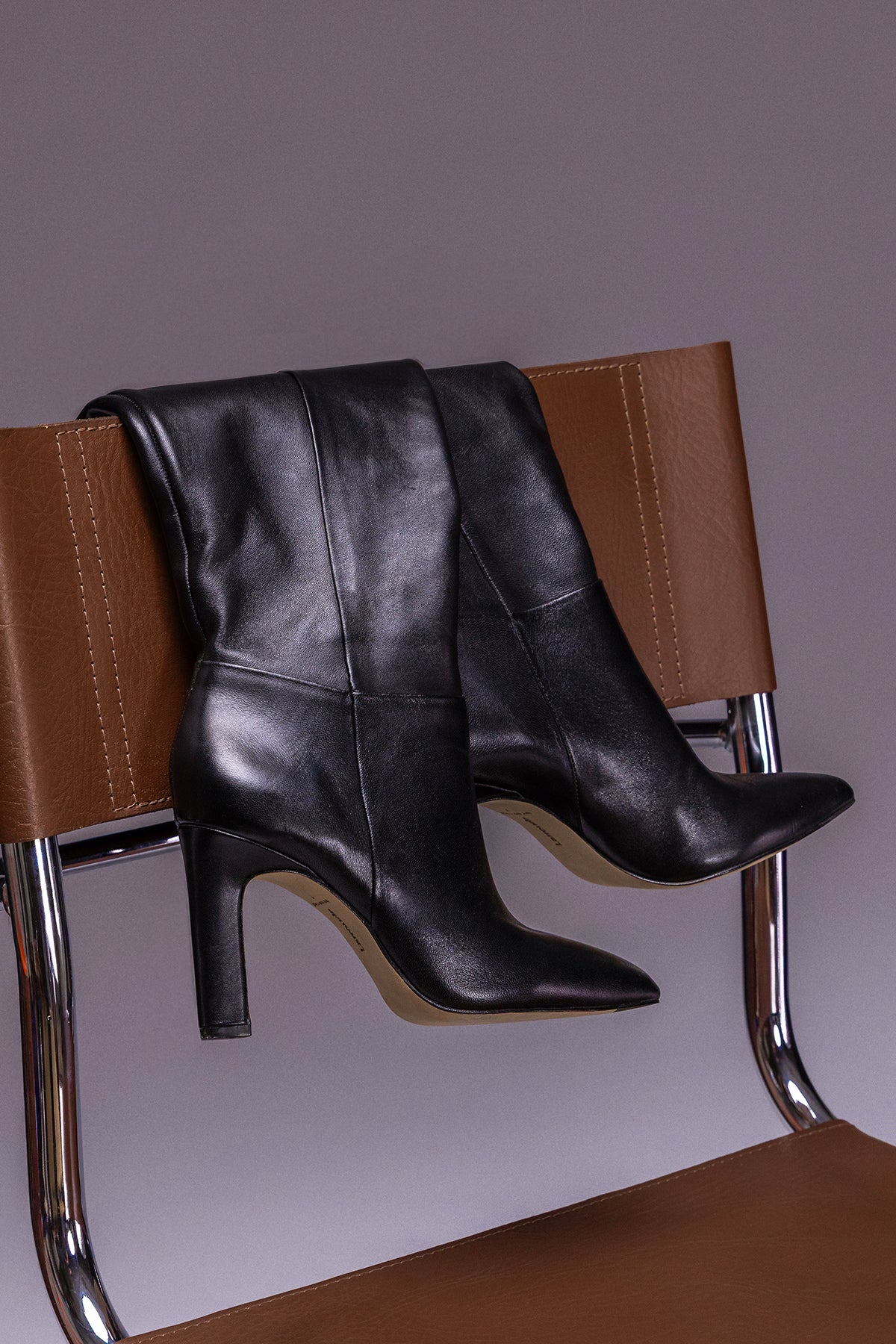 Cindy Hi Boot In Black Leather - Larroude