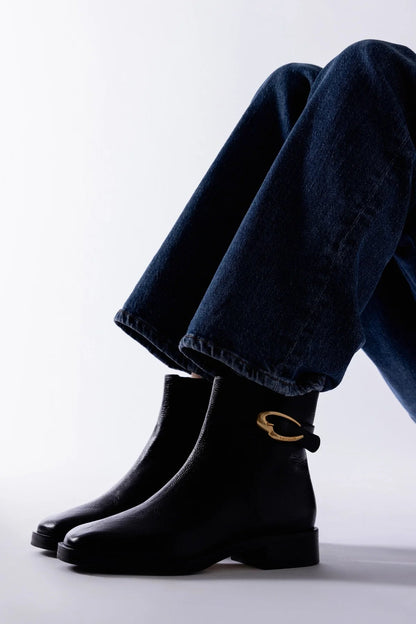 Anne Verona Low Boot Black Leather - Larroude