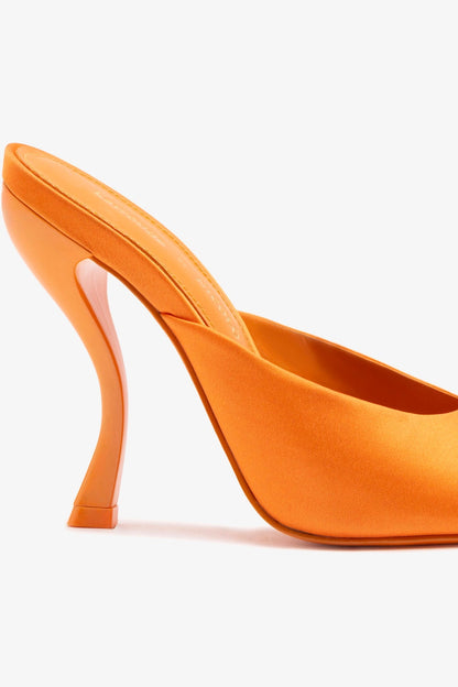Larroudé x Nicolò B.: Malibu Mule Tangerine Satin - Larroude