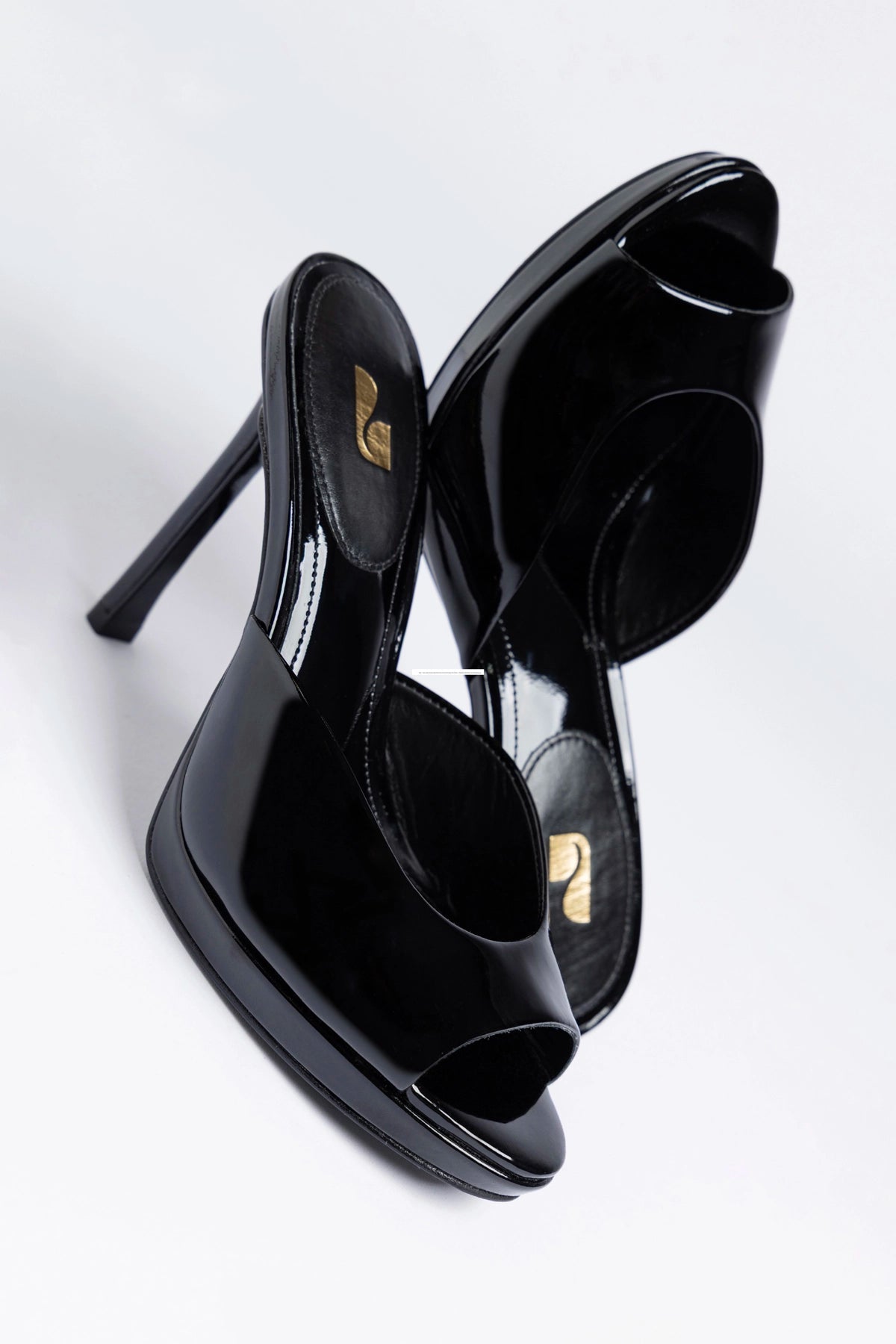 Jasmine Platform Mule Black Patent Leather - Larroude