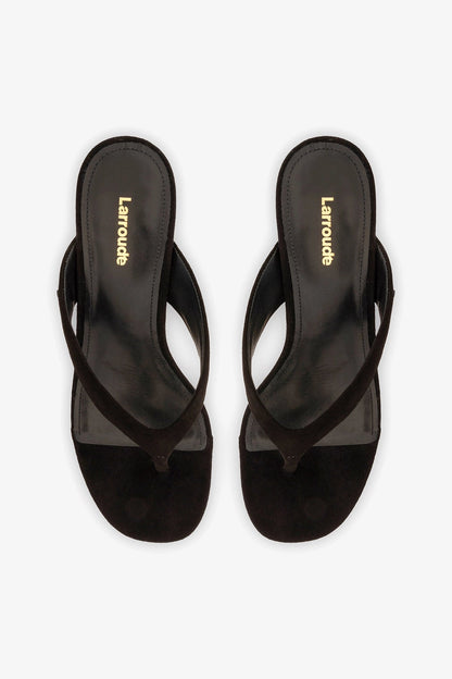 Gaia Low In Black Leather - Larroude