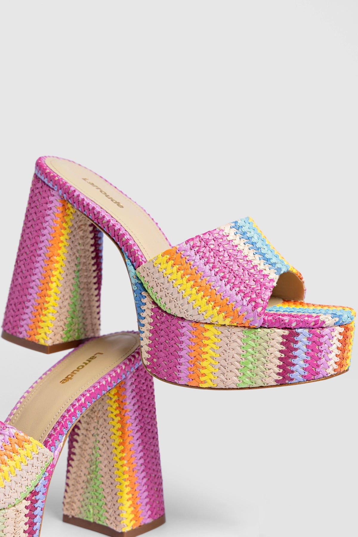 Dolly Mule Rainbow Raffia - Larroude